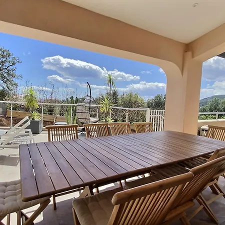 Villa Caramontinu Serena A Pinarello, Proche Plage, Vue Mer, Piscine Chauffee Zonza