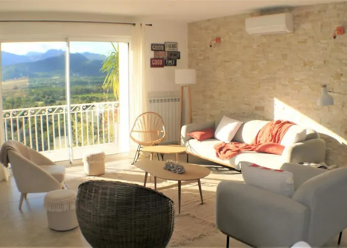 Villa Caramontinu Serena A Pinarello, Proche Plage, Vue Mer, Piscine Chauffee