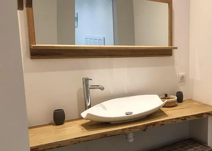 Villa Caramontinu Serena A Pinarello, Proche Plage, Vue Mer, Piscine Chauffee Zonza