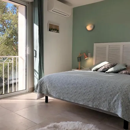 Caramontinu A Pinarello, Proche Plage, Vue Mer, Piscine Chauffee Villa