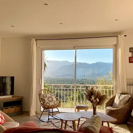 Villa Caramontinu Serena A Pinarello, Proche Plage, Vue Mer, Piscine Chauffee Zonza